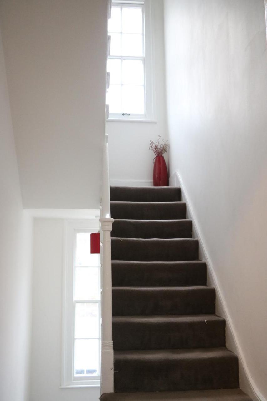 شقة Victoria Style Flat Near Victoria Station لندن المظهر الخارجي الصورة