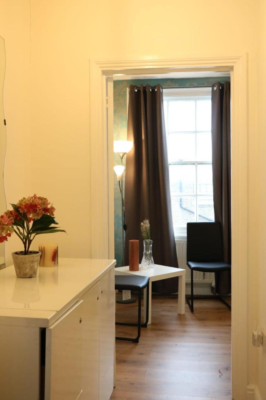 شقة Victoria Style Flat Near Victoria Station لندن المظهر الخارجي الصورة